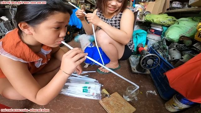 TẬP 36: UỐNG NƯỚC BẰNG ỐNG HÚT SIÊU DÀI LIỆU CÓ THÀNH CÔNG ĐỂ CỨU SU? | BÔNG BÉ BỎNG смотреть онлайн