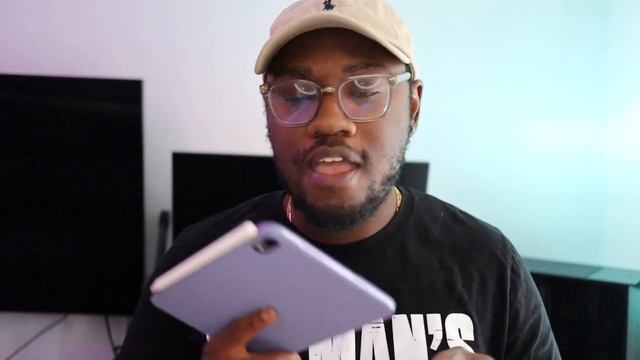 iPad mini 2021 Review - One Month Later смотреть онлайн