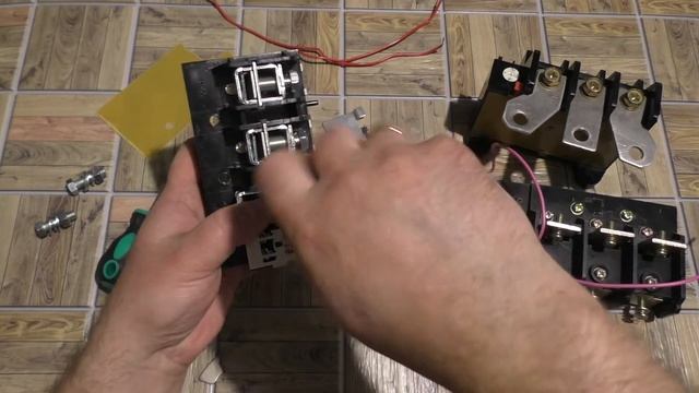 Добываю МЕДЬ из реле смотреть онлайн