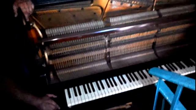 Вынос тяжелого пианино из хрущевки(400 кг) смотреть онлайн