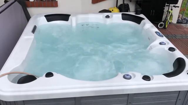 Platinum Spas Palma смотреть онлайн