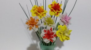 Бисероплетение.  Цветы из бисера. Махровые нарциссы. Мастер класс. Пошаговый МК для начинающих.