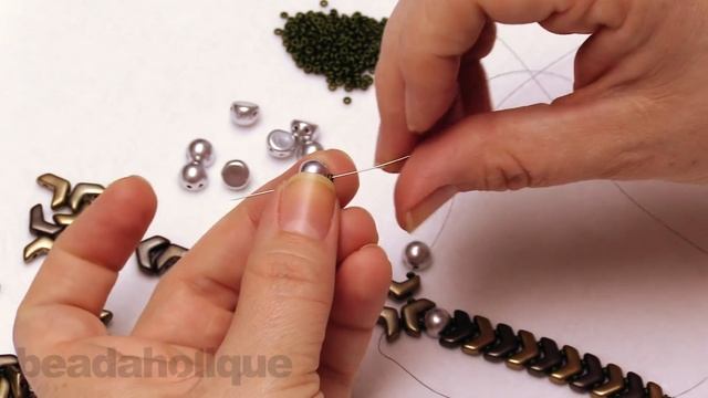 How to Make the Gray Balance Bracelet with Chevron 2-Hole Beads смотреть онлайн