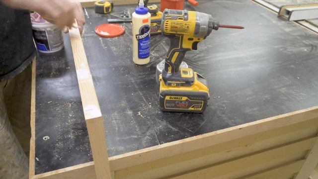 Modern Kitchen Island Hanging Light Fixture | How to | DIY смотреть онлайн