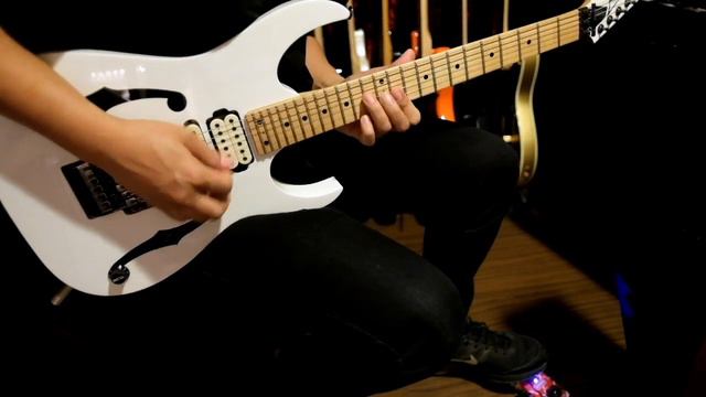 FUZZ UNIVERSE Paul Gilbert Cover Kemper Profiling Mesa mark V 25 смотреть онлайн