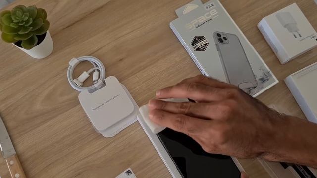 iPhone 14 Pro 256Gb Space Black Unboxing + Accessories смотреть онлайн