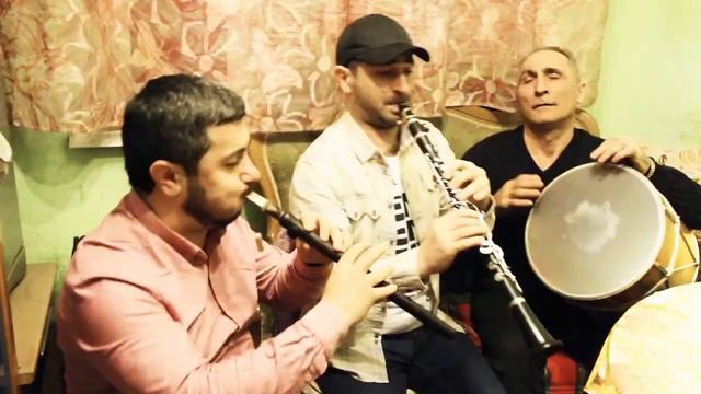 Arsen Nersesyan & Edgar Yan-KAQAVIK(komitas) смотреть онлайн