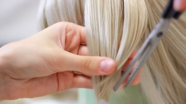 УТЮГ + ВОЛОСЫ! Лайфхаки и хитрости для париков / Как восстановить и подстричь парик смотреть онлайн