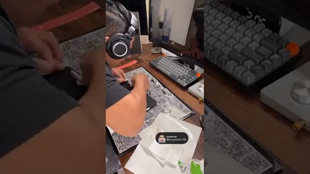 iPad Pro Magic Keyboard Skin Installation - DBrand смотреть онлайн
