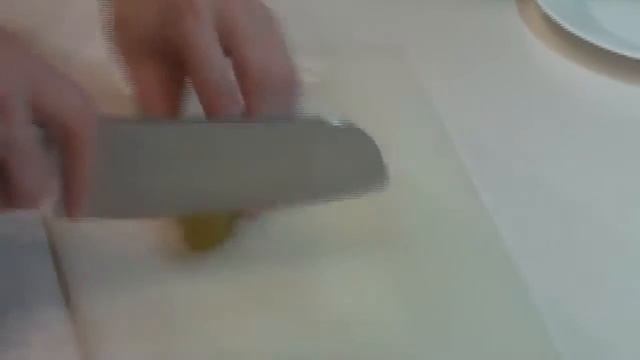 Рецепты из рыбы: Пикантный салат из рыбы трески с огурцами смотреть онлайн