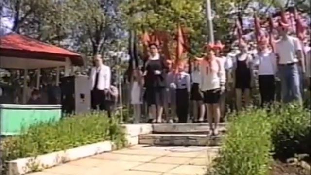 ДОК "Юность". Линейка памяти 21 июня 2000 (2 часть) смотреть онлайн