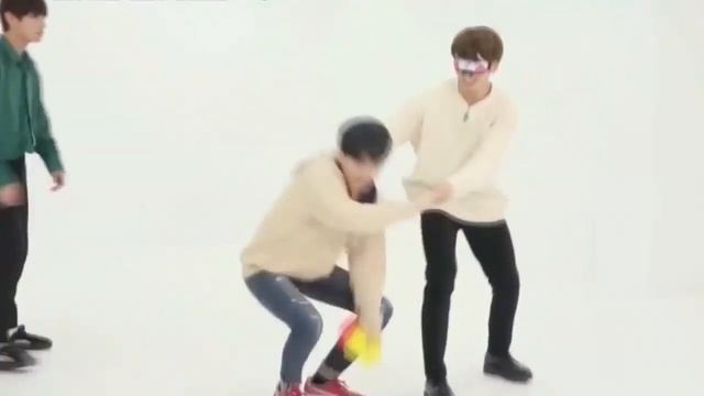 KPOP| МИН ЮНГИ СУРОВЫЙ РЭППЕР| MIN YOONGI| SUGA| AGUST D| BTS