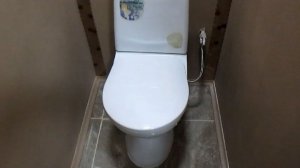 Недорогой и красивый ремонт туалета без кафельной плитки
