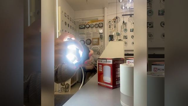 Обзор светильника-спота со сменной лампой. Очень крутой светильник по доступной цене смотреть онлайн