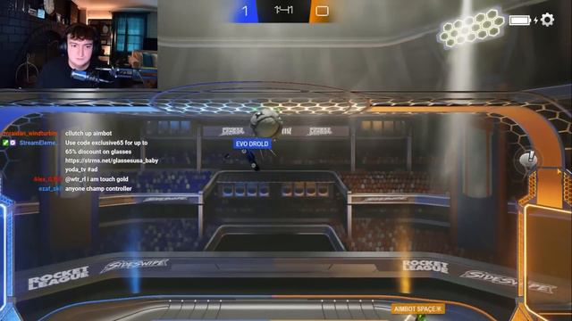 Controller vs Touch Players | Which Has Better Mechanics? смотреть онлайн