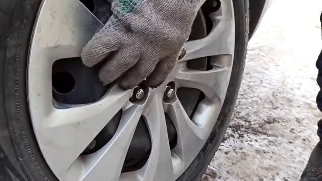 Киа Рио 1.4 замена задних колодок. 2018 год выпуска. смотреть онлайн