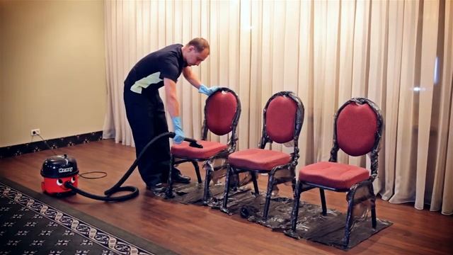 Профессиональная уборка помещений от клининговой компании «Ронова» -химчистка обивки мягкой мебели смотреть онлайн