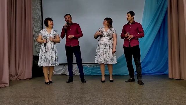 Песня "Главное ребята, сердцем не стареть" Народный вокальный ансамбль "Бриз" смотреть онлайн