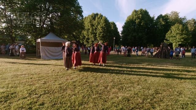 группы народного танца г. Кохтла-Ярве - Kohtla-Järve Kultuurikeskuse rahvatantsurühmad смотреть онлайн