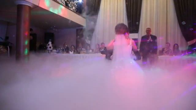 A wedding dance | Свадебный танец смотреть онлайн