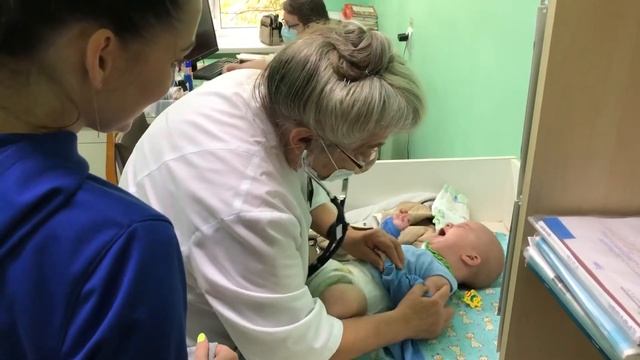 Приём у педиатра смотреть онлайн