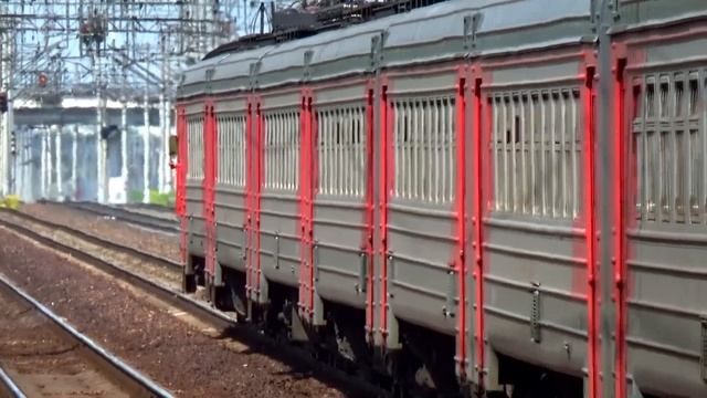 Электропоезд ЭД4М-0055 сообщением "Москва Казанский вокзал - Шатура" смотреть онлайн