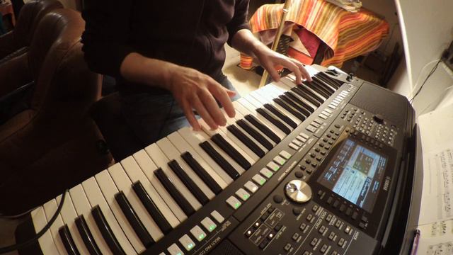 Yamaha PSR S 975 "Midnight Lady" смотреть онлайн