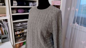 Пора выходить на работу. Готов мужской джемпер. В планах детская туника ажурным узором.