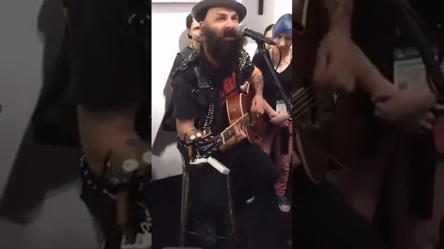 Tim Armstrong Acoustic NAMM 2017 смотреть онлайн