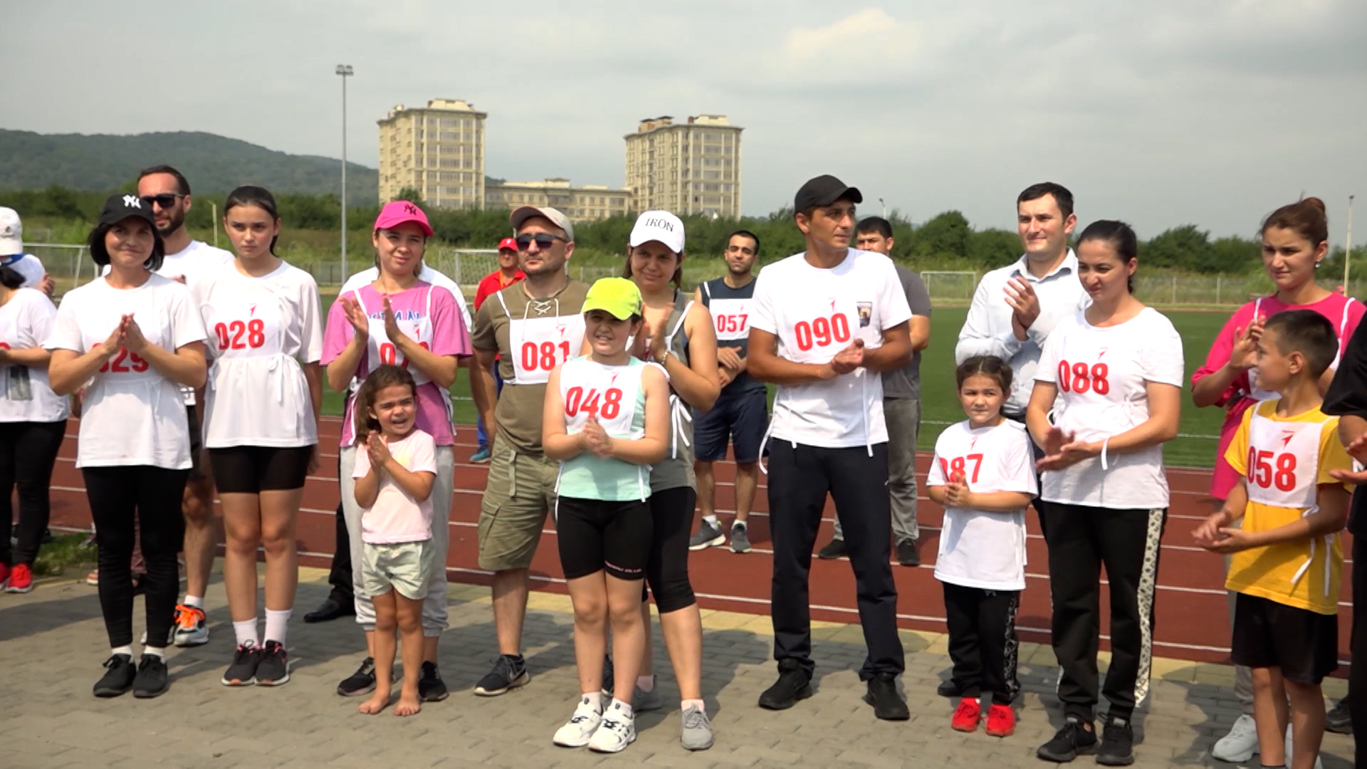 В день физкультурника активисты "Движения первых" провели спортивный праздник смотреть онлайн