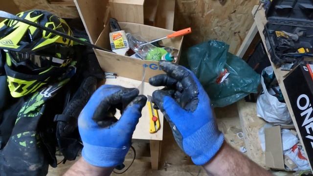 Чистим потекшую вилку. А вдруг поможет? смотреть онлайн