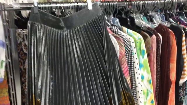 В магазине Сэконд Хэнд смотреть онлайн