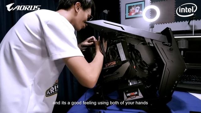 Beauty and the Geek (PC Build-Up Challenge) смотреть онлайн
