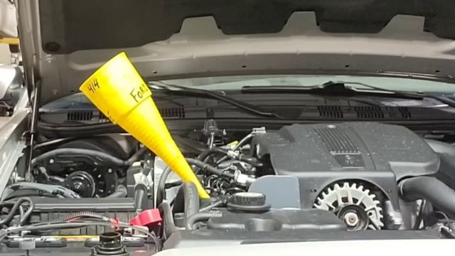 2007 Mercury Grand Marquis 26k Miles - Redline Oil Change and Mustang Gt Rims смотреть онлайн
