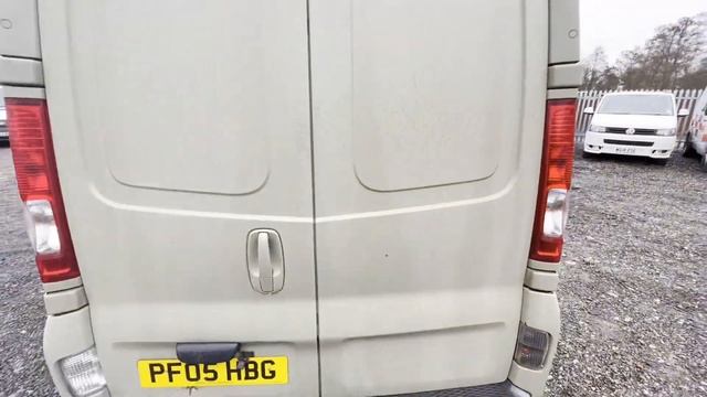 Pf05hbg 2005 RENAULT TRAFIC LH29DCI 100 LWB () смотреть онлайн