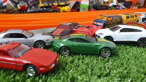 Топовые гонки Хот Вилс на треке Hot Wheels 6 lane