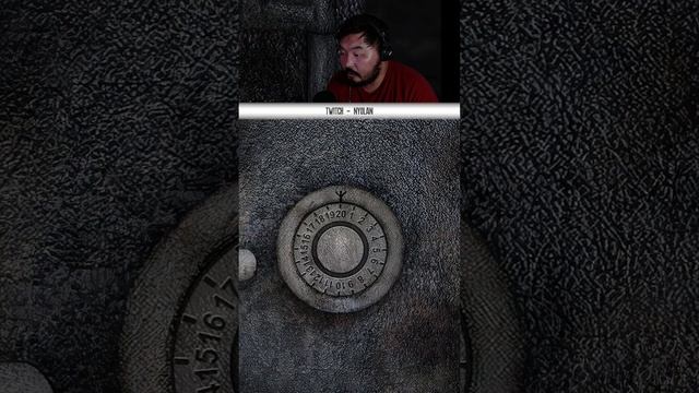 "Как открыть сейф в гостинице" (Марафон по Silent Hill) #silenthill #horrorgaming смотреть онлайн