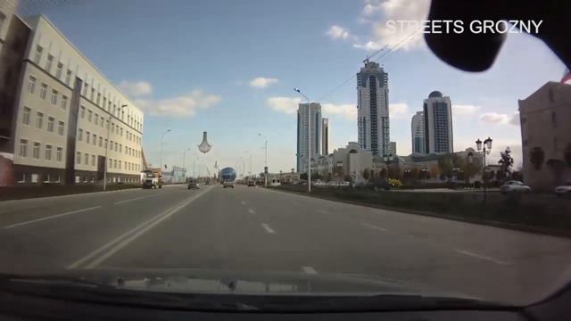 Грозный 2011 📹. От рынка беркат до минутки. Октябрь 2011 года. #грозный смотреть онлайн