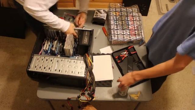 MrWahfulairon Linux Box PC Build | FX 4300 смотреть онлайн