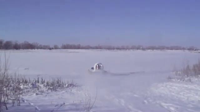 Катер на воздушной подушке на реке Ахтуба - первый.mpg смотреть онлайн