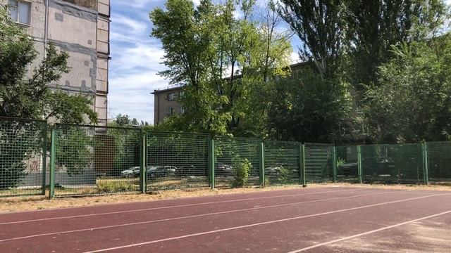 КАК УВЕЛИЧИТЬ ПРЫЖОК БЕЗ ТРЕНАЖЕРНОГО ЗАЛА | КАК НАКАЧАТЬ ПРЫЖОК НА СТАДИОНЕ смотреть онлайн