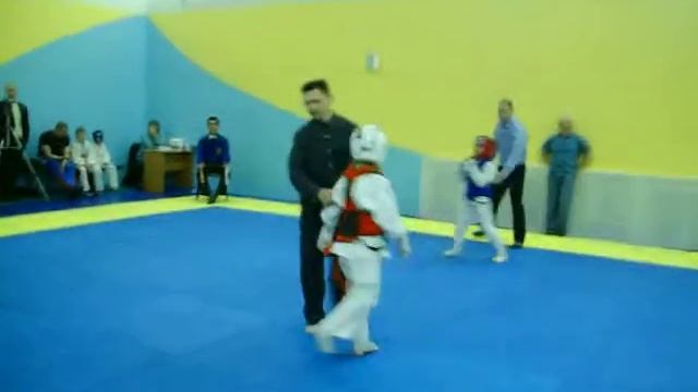 КАРАТЕ Кёкусинкай Соревнования ШУЯ 2012г. НАСТЯ ГУЩИНА Каратэ кёкусинкай 2012 смотреть онлайн