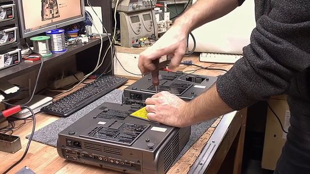 Toshiba DLP projektory смотреть онлайн