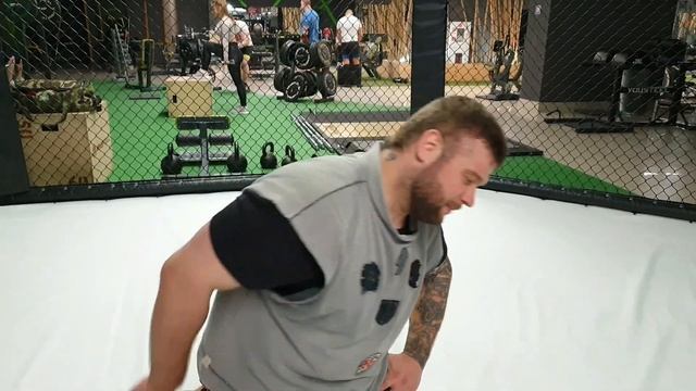 Медбол | Упражнения с медболом | Тренировка с медболом смотреть онлайн