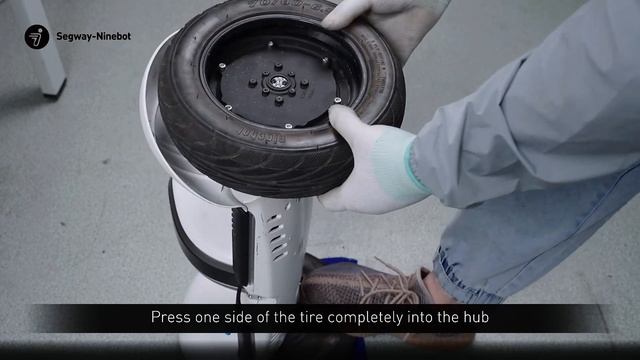 Segway Ninebot S- Plus Tire Replacement смотреть онлайн