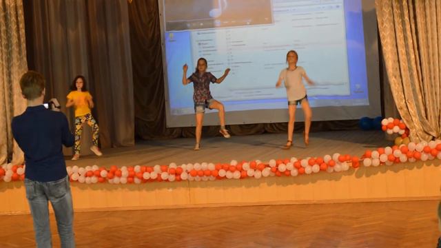 Drop You Like\ СЛЕВА НАПРАВО Вика, Соня, Настя Ми-ми смотреть онлайн