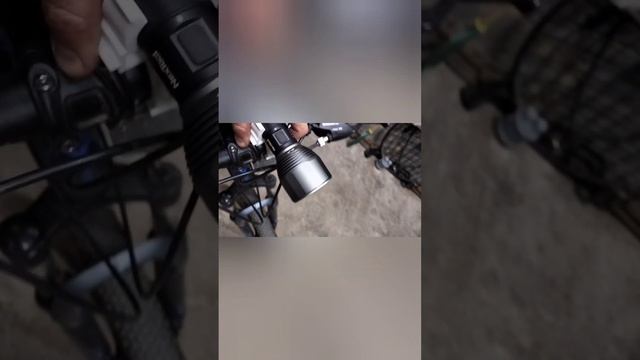 Простой вело крепеж для фонарика Xiaomi NexTool Nato Outdoor Glare смотреть онлайн