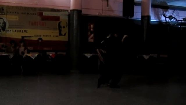 SILVANA PRIETO Y JUAN PABLO FERNANDEZ - EXHIBICION DE TANGO EN PRACTICA EL MOTIVO - VILLA MALCOLM смотреть онлайн