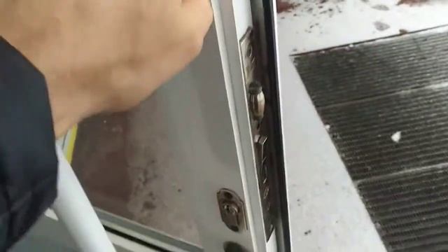 Почему ручка скоба не лучший вариант для установки на дверь смотреть онлайн