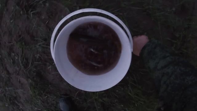 ВЕСЁЛАЯ РЫБАЛКА \ Часть 2 \ ФИДЕР - УДОЧКИ \ КОСТЁР У РЕКИ смотреть онлайн